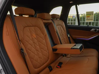 2025 بي ام دبليو الفئة اكس 5 إم كت