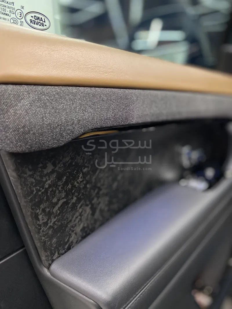 2023 لاند روفر رينج روفر سبورت اوتوبيوجرافي