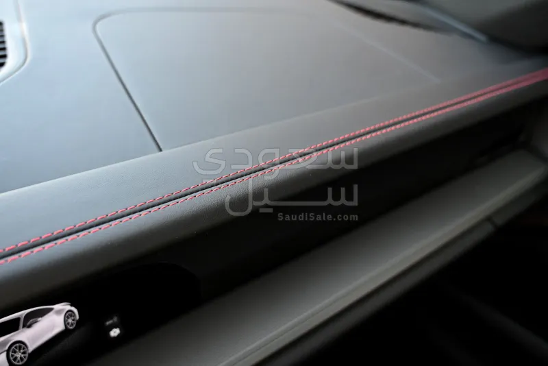 2025 بورش 911 كاريرا