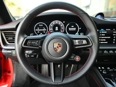 2025 بورش 911 كاريرا