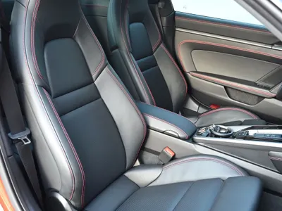 2025 بورش 911 كاريرا