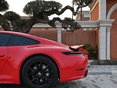 2025 بورش 911 كاريرا