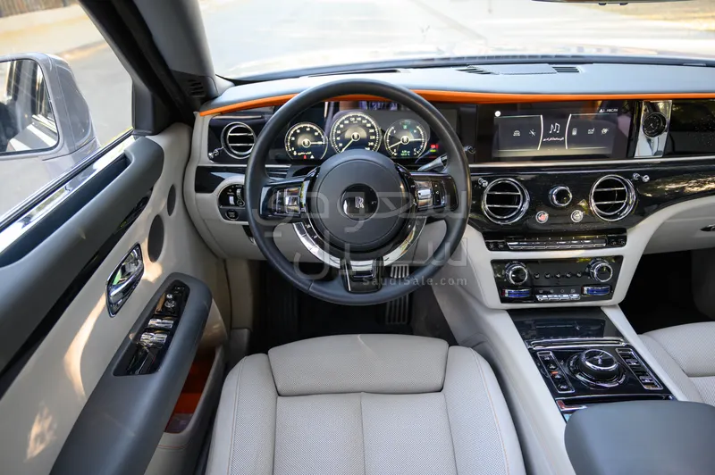 2022 رولز رويس قوست