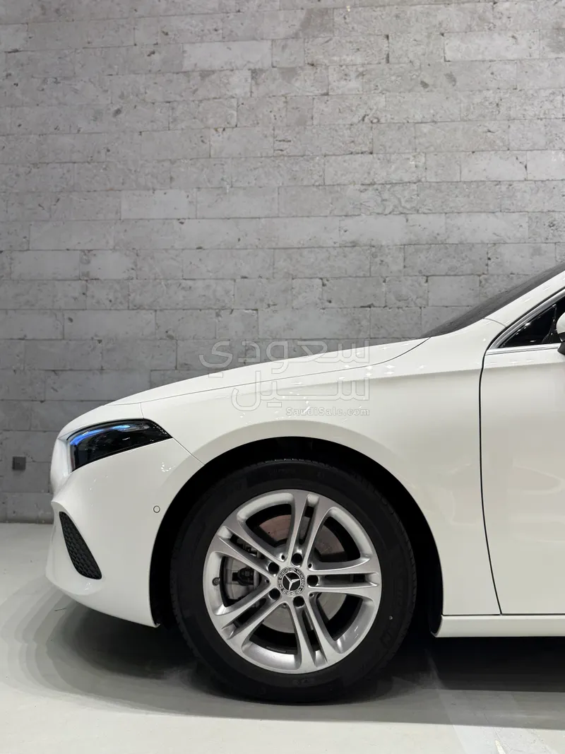 2026 Mercedes-Benz A 220