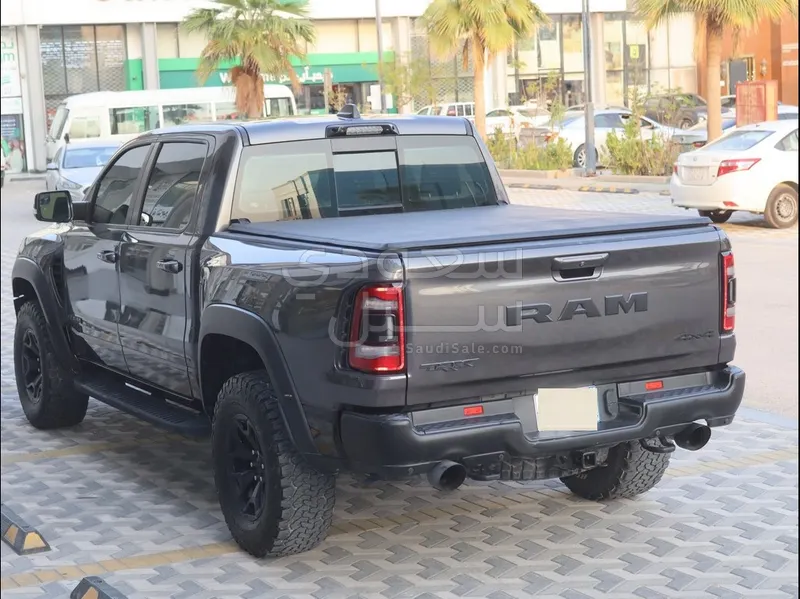 2021 دودج رام تي ار اكس