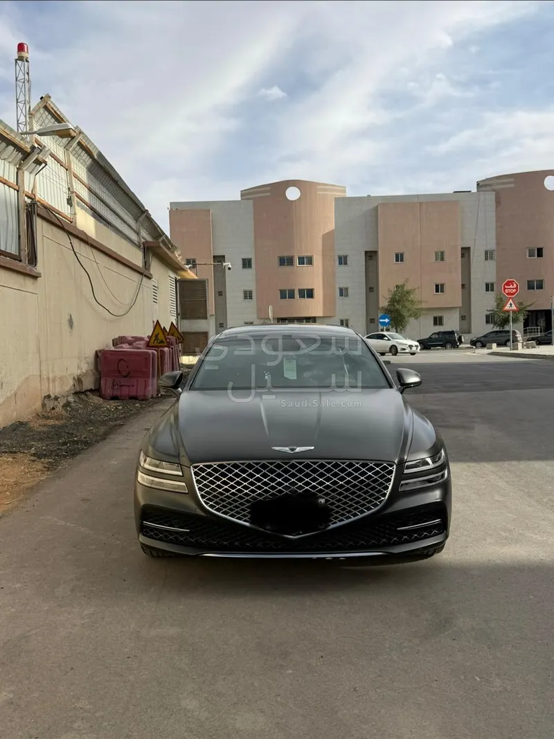 2023 Genesis G 80