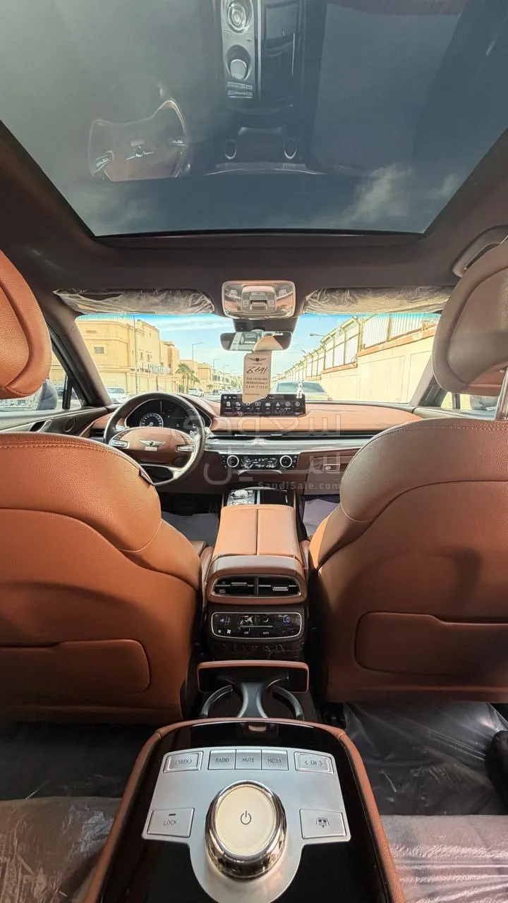 2023 Genesis G 80