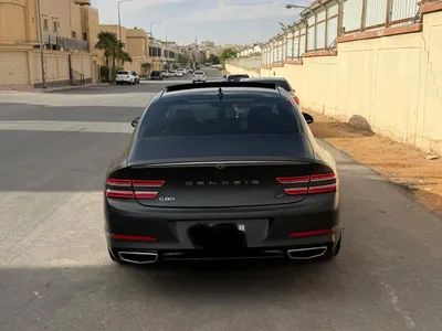 2023 Genesis G 80