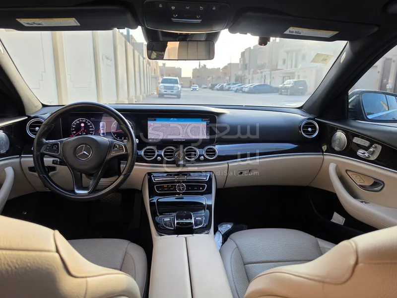 2017 مرسيدس - بنز إي 300