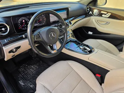 2017 مرسيدس - بنز إي 300