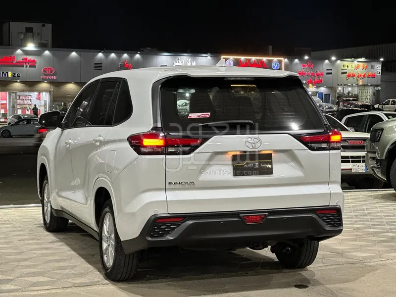 2024 تويوتا ان نوفا