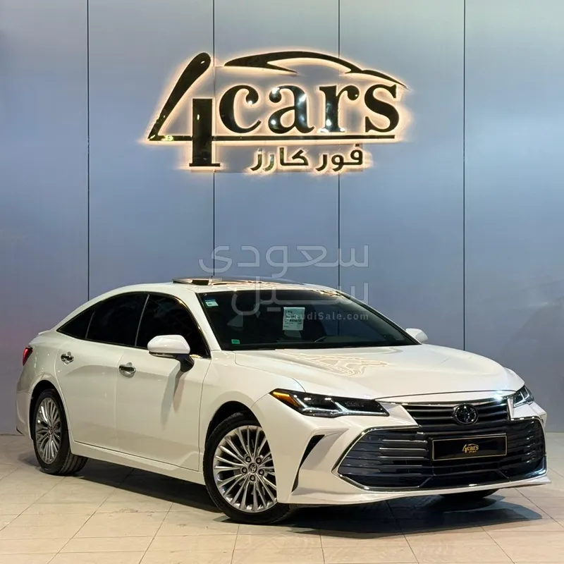2022 تويوتا افالون ليمتد