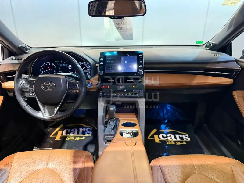 2022 تويوتا افالون ليمتد