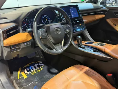 2022 تويوتا افالون ليمتد