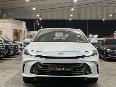 2026 تويوتا كامري ال اي