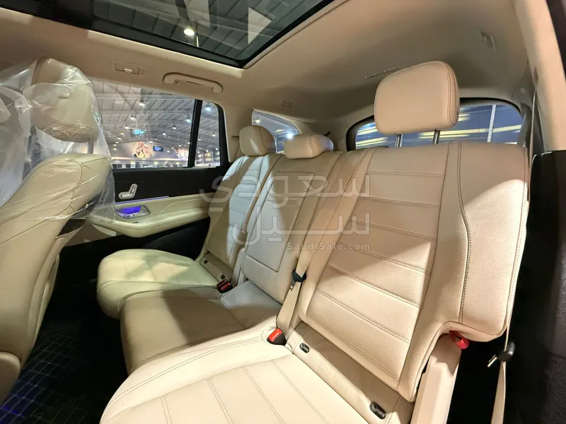 2022 مرسيدس - بنز جي إل إس 450