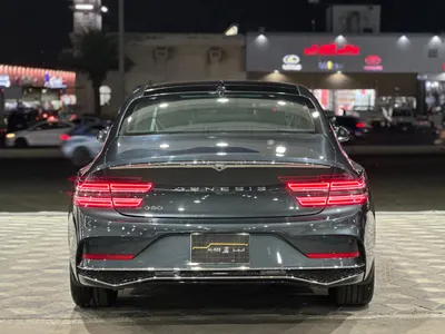 2025 جينيسيس جي 80