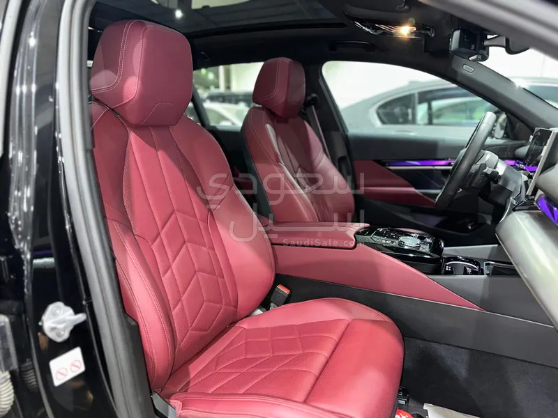 2024 بي ام دبليو الفئة الخامسة 520 أي