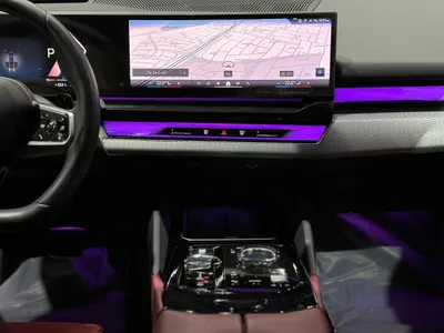 2024 بي ام دبليو الفئة الخامسة 520 أي