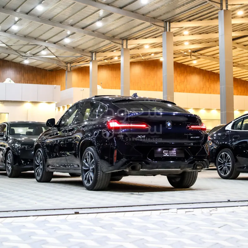 2025 بي ام دبليو الفئة اكس 4