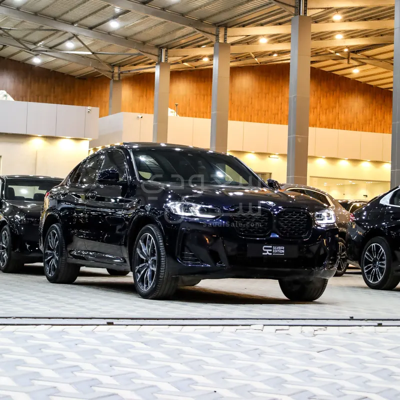 2025 بي ام دبليو الفئة اكس 4