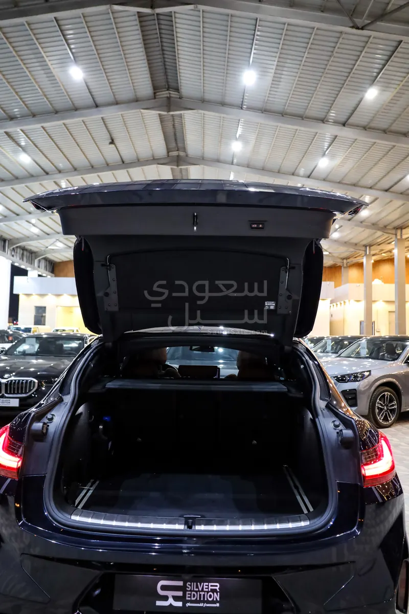 2025 بي ام دبليو الفئة اكس 4