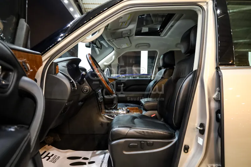 2019 انفينيتي كيو اكس 80