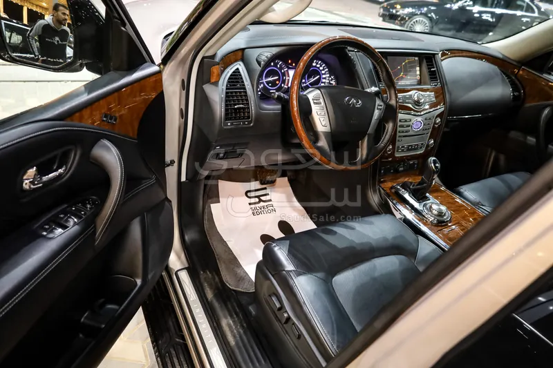 2019 انفينيتي كيو اكس 80