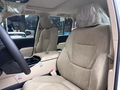 2025 تويوتا لاند كروزر جي اكس ار2