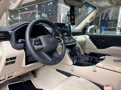 2025 تويوتا لاند كروزر جي اكس ار2