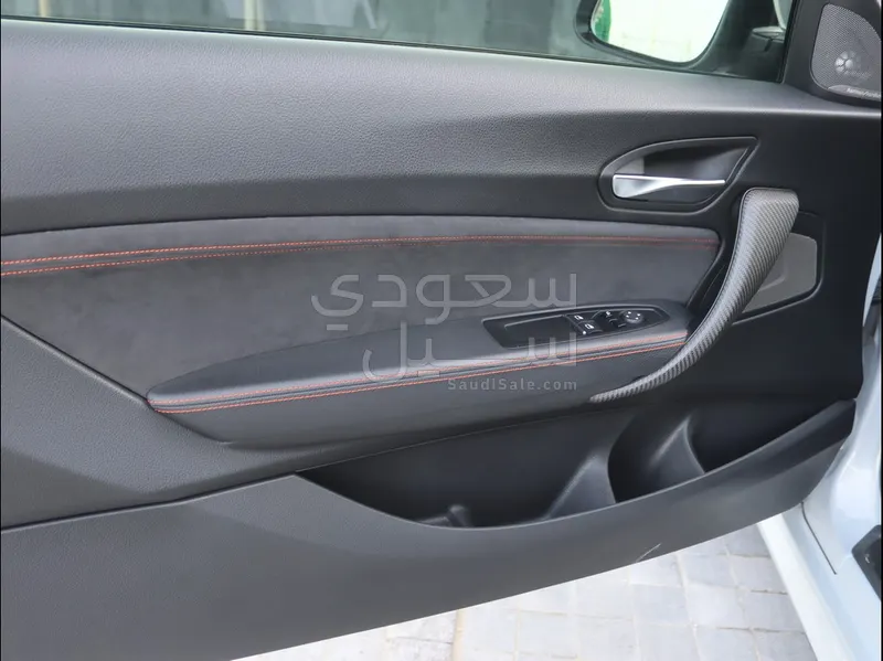 2021 بي ام دبليو الفئة ام إم 2 كومبيتيشن