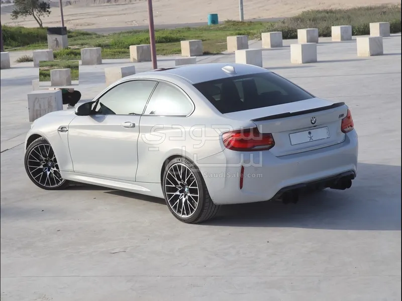 2021 بي ام دبليو الفئة ام إم 2 كومبيتيشن