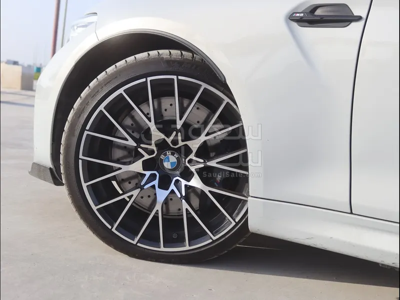 2021 بي ام دبليو الفئة ام إم 2 كومبيتيشن