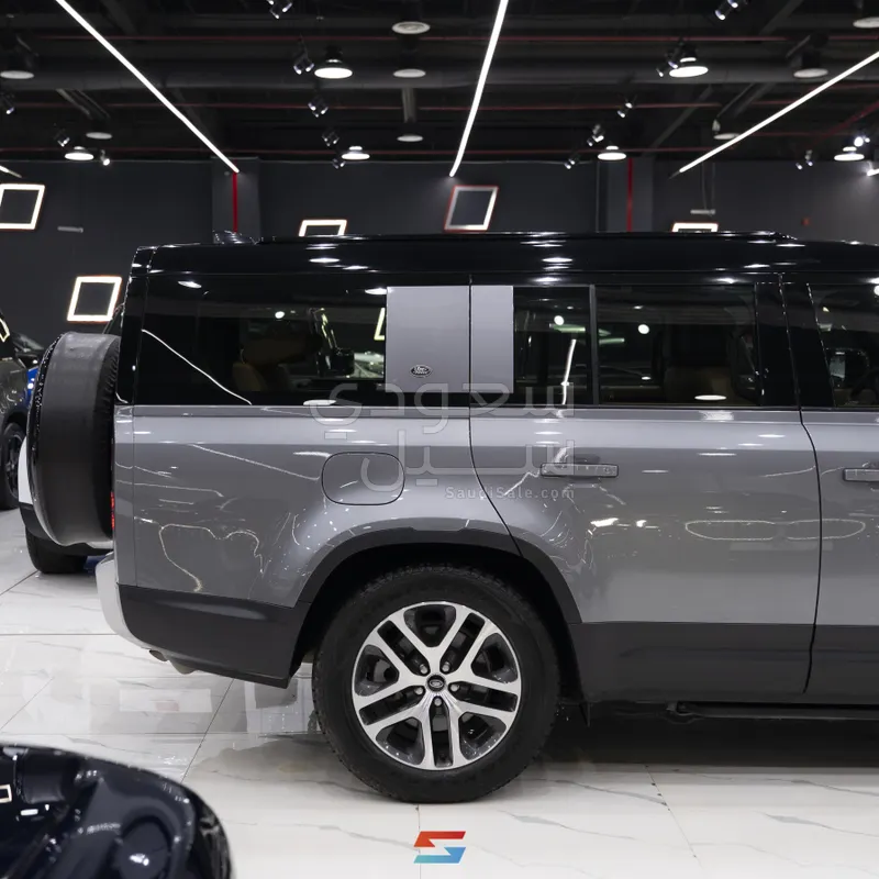 2023 لاند روفر ديفيندر 130