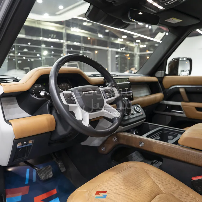 2023 لاند روفر ديفيندر 130