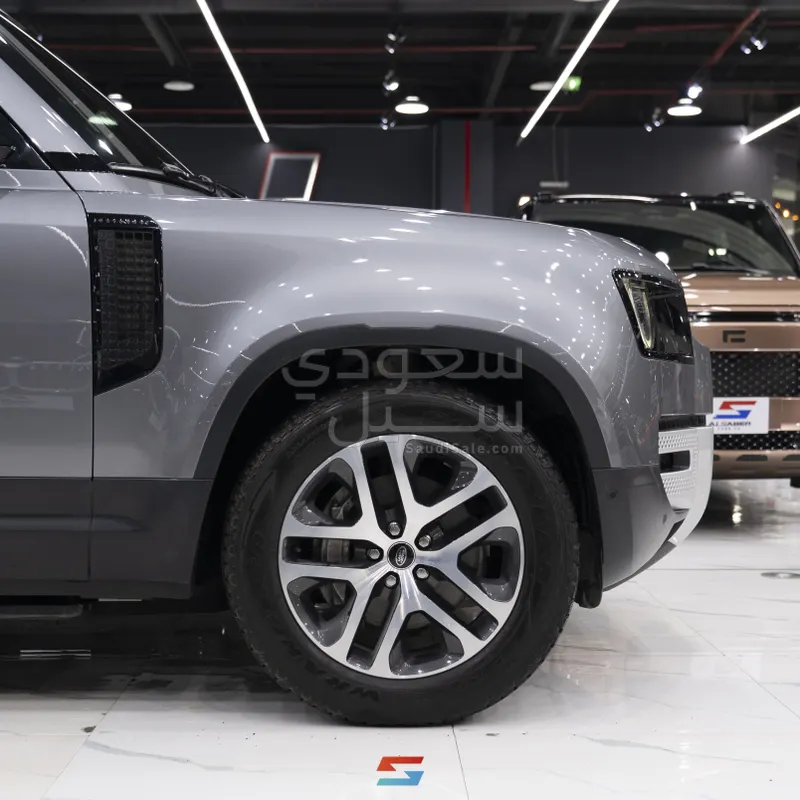 2023 لاند روفر ديفيندر 130