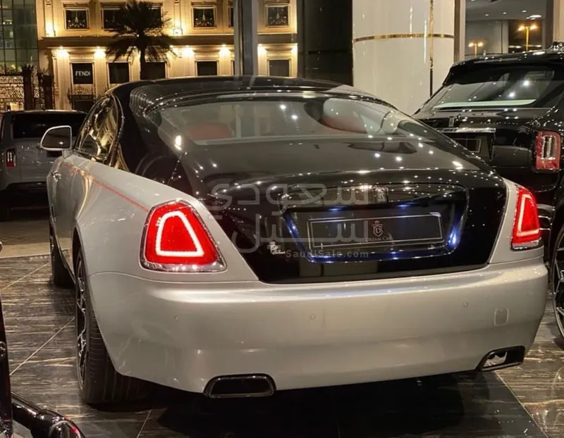 2018 رولز رويس رييث بلاك بادج