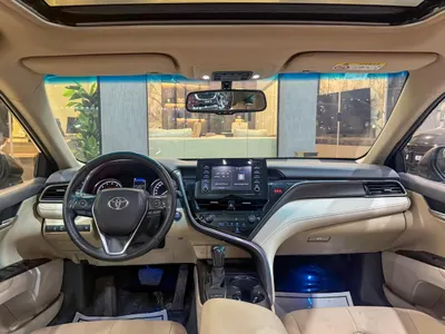 2022 تويوتا كامري جي ال اي