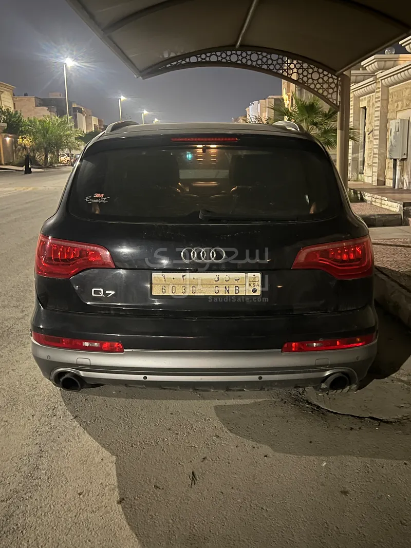 2013 اودي كيو 7