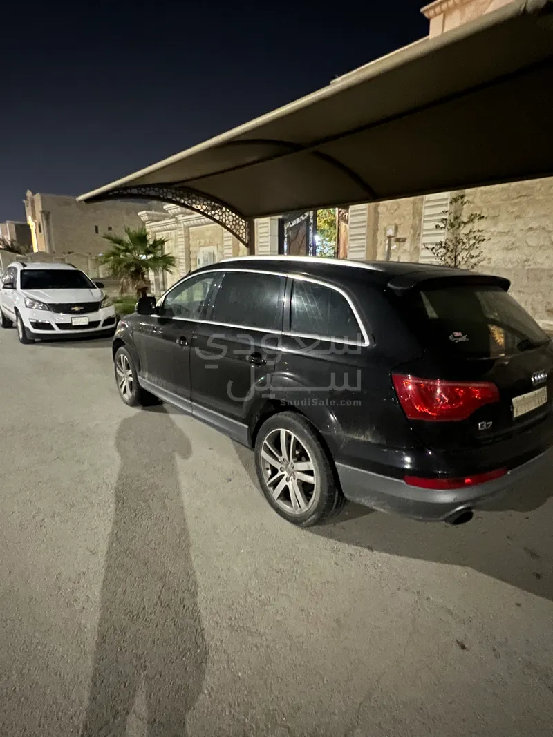 2013 اودي كيو 7