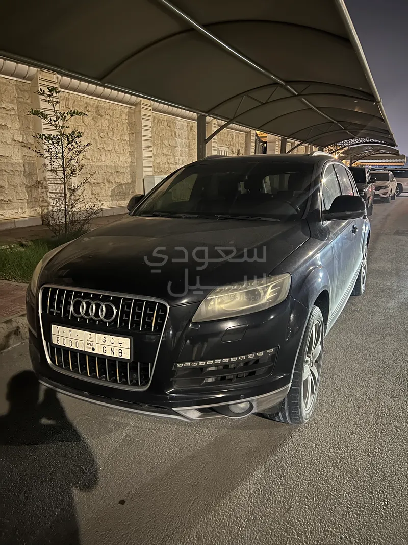 2013 اودي كيو 7