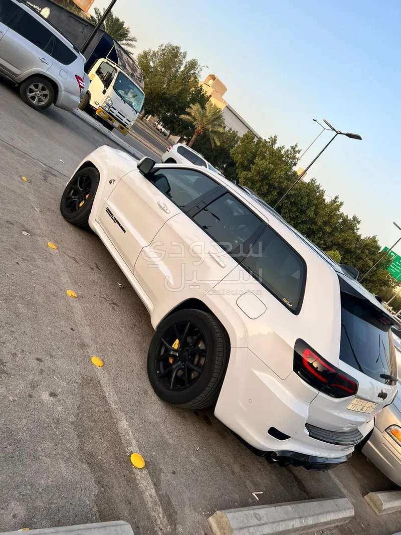 2018 جييب جراند شيروكي تراك هوك