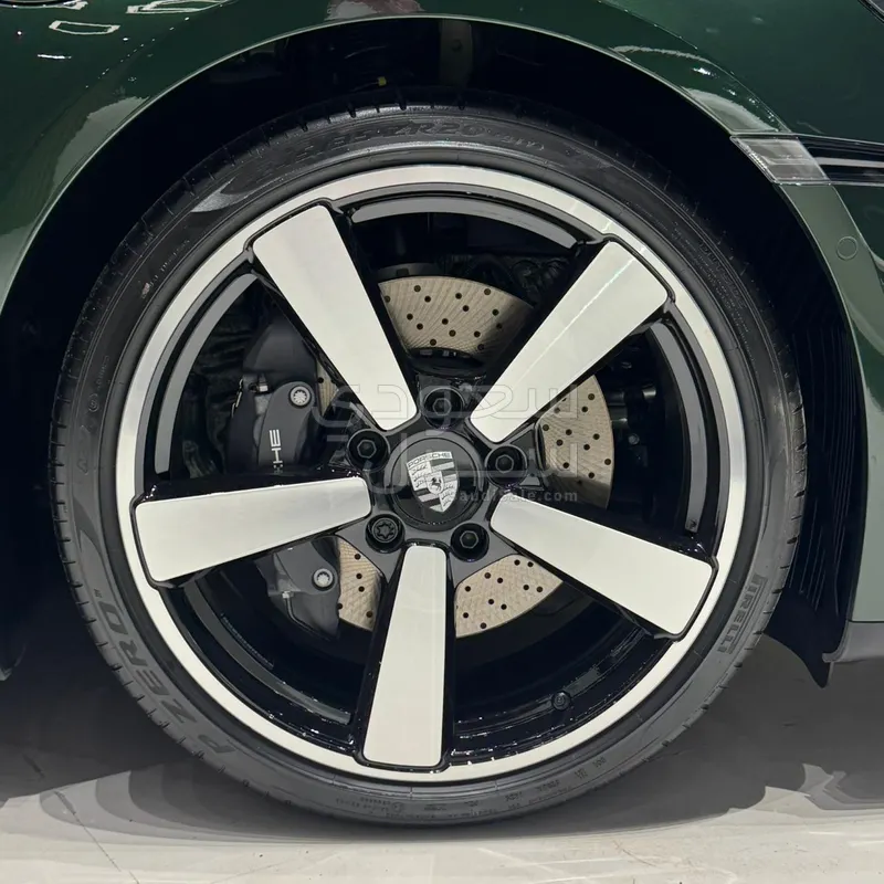 2026 بورش 911 كاريرا