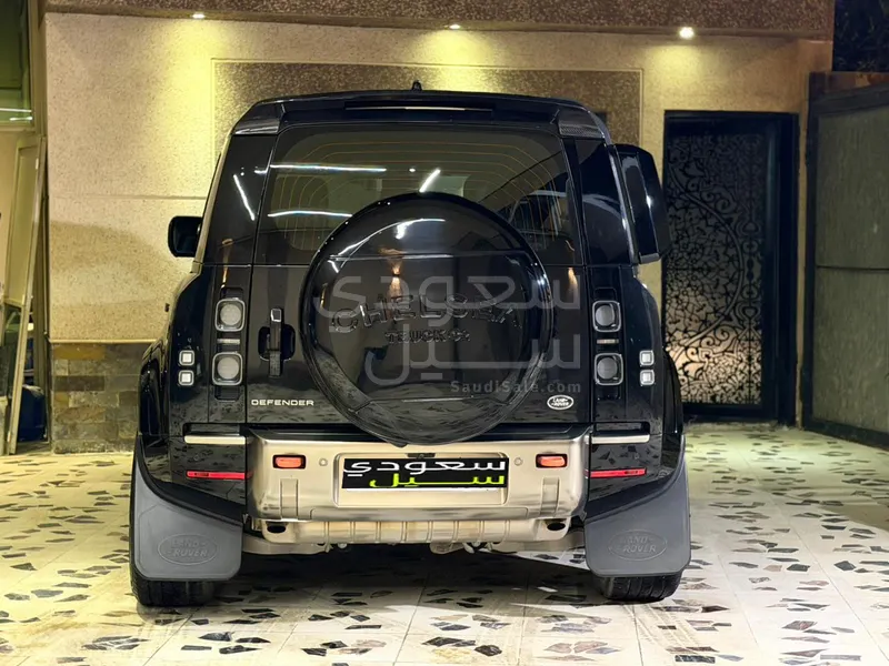 2023 Land Rover Defender X