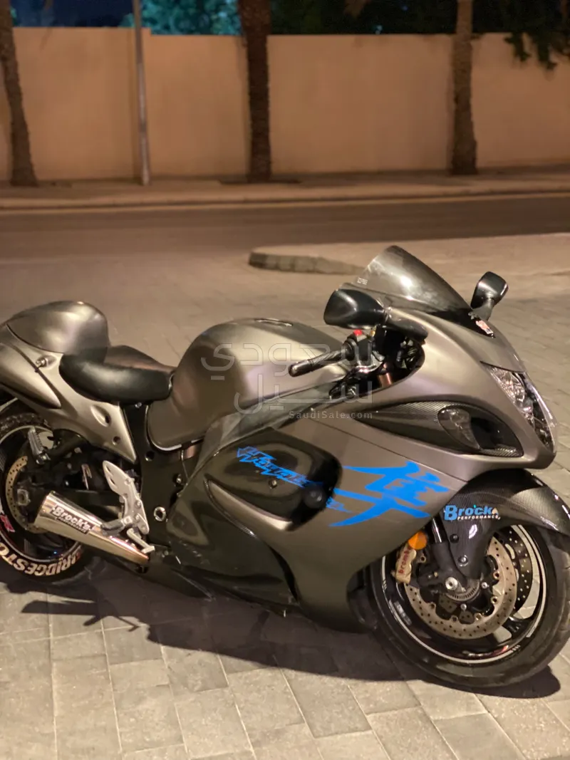 2016 سوزوكي هايبوزا كاستم