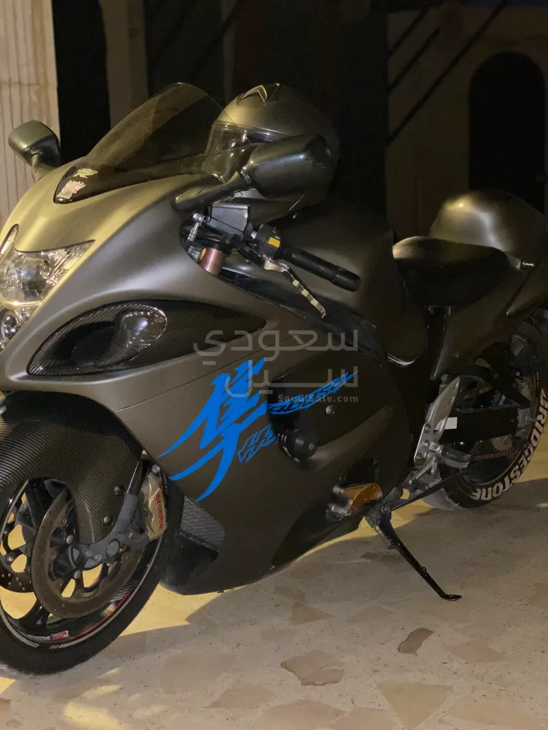 2016 سوزوكي هايبوزا كاستم