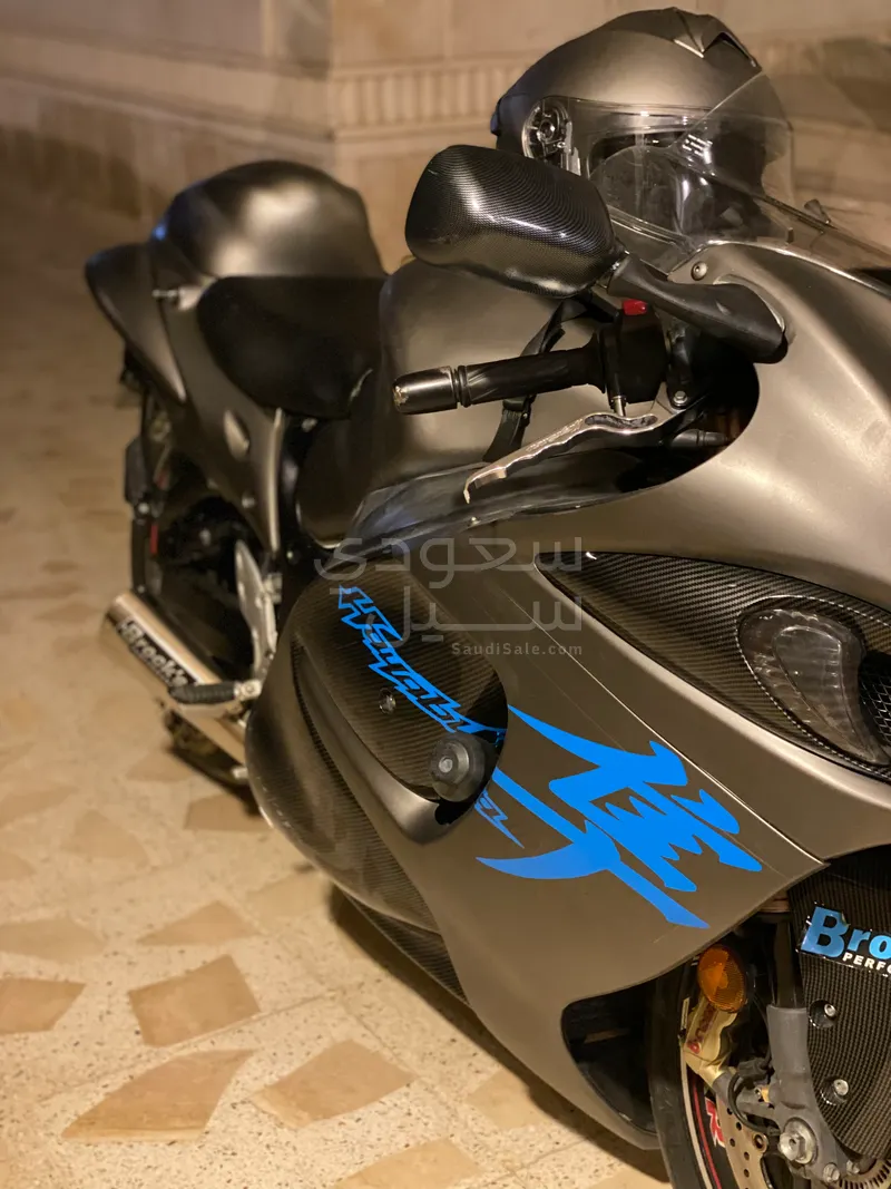 2016 سوزوكي هايبوزا كاستم