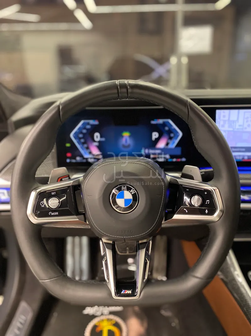 2023 BMW 7 Series 740i