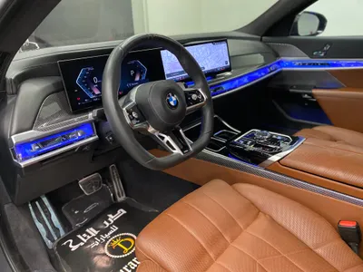 2023 BMW 7 Series 740i