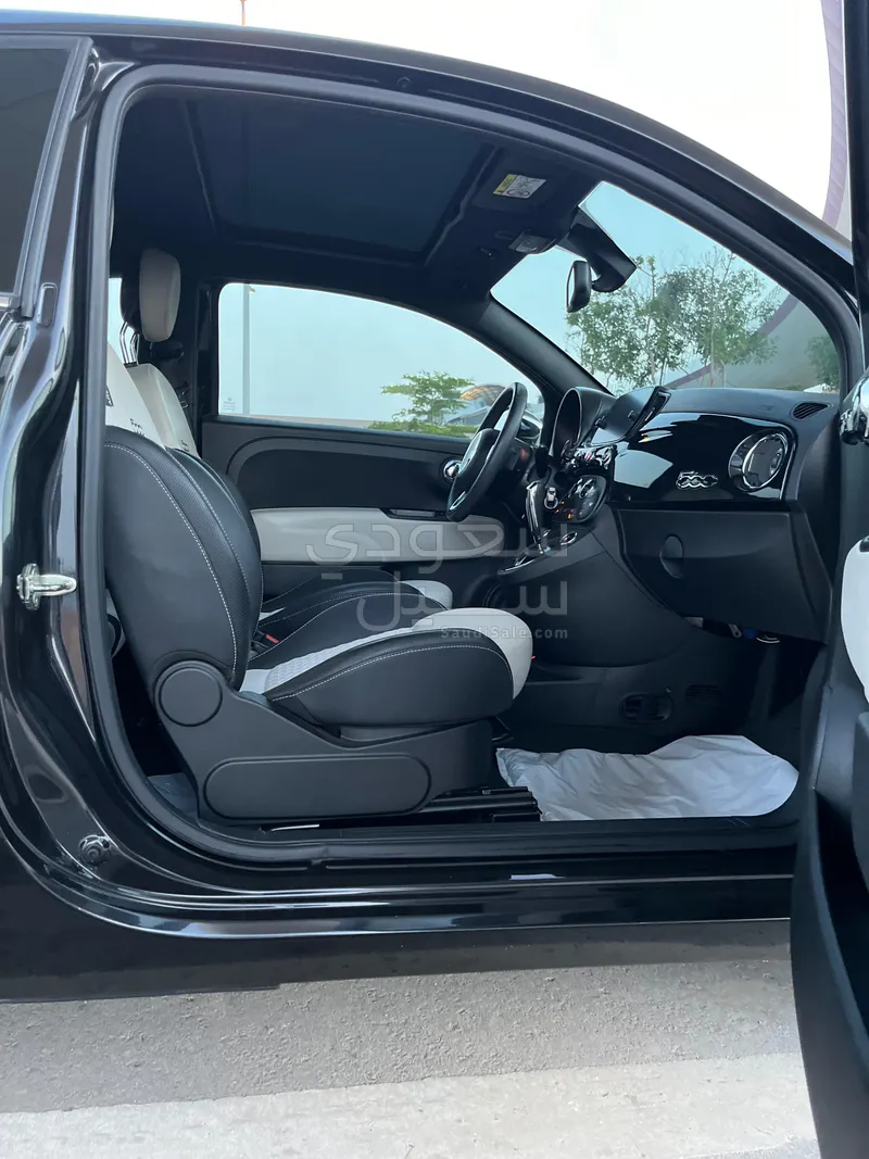 2023 فيات 500 دولتشي فيتا